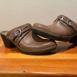 Clark’s brown Leather Women's Clogs
